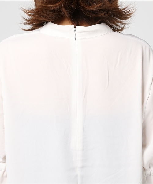 earth music&ecology（アースミュージックアンドエコロジー）の「キャンディスリーブフレアープルオーバー（シャツ/ブラウス・レディース・ネイビー/アイボリー/ボルドー・FREE）」の6枚目の写真