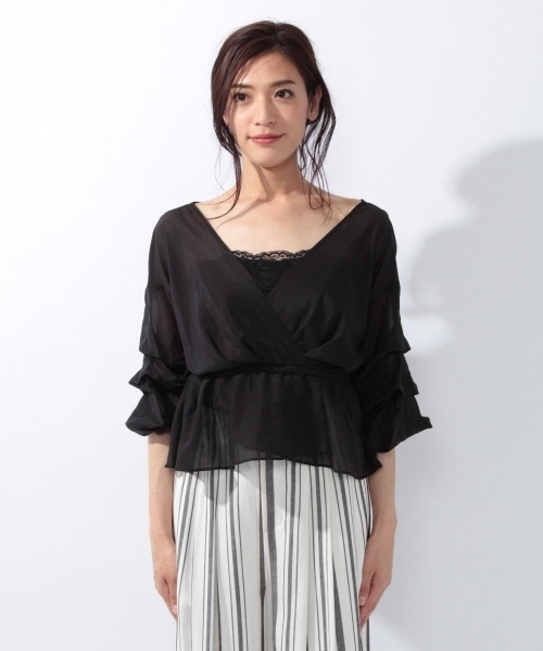 laboratory work（ラボラトリーワーク）の「ラッフルショートスリーブカシュクールシャツ（シャツ/ブラウス・レディース・ブラック/オフホワイト/グレイッシュベージュ・MEDIUM）」の18枚目の写真