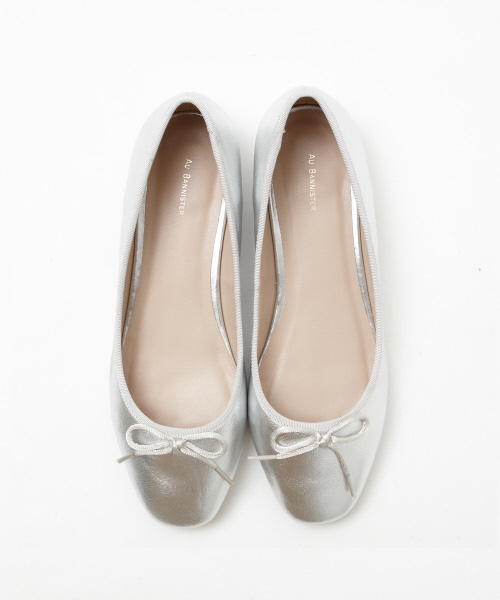 Au BANNISTER（オゥバニスター）の「【WEB別注】スクエアトゥバレエパンプス（パンプス・レディース・ブラック/ホワイト/シャンパン/シルバー・35/36/37/38/39）」の12枚目の写真
