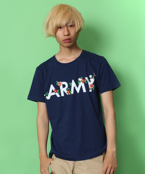 WEGO（ウィゴー）の「WEGO/ARMYロゴTee（S）（Tシャツ/カットソー・メンズ・ホワイト/カーキ/ネイビー・MEDIUM/LARGE）」の3枚目の写真