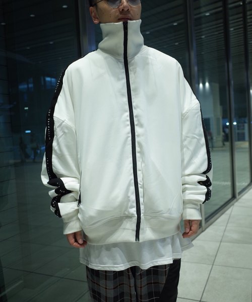AFYF(エーエフワイエフ)の「【ビッグシルエット】AFYF 2018 POLY OVERSIZE TRACK JKT(その他アウター・メンズ・ホワイト/ブラック・FREE)」の16枚目の写真