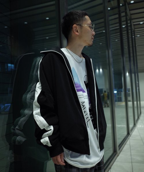 AFYF(エーエフワイエフ)の「【ビッグシルエット】AFYF 2018 POLY OVERSIZE TRACK JKT(その他アウター・メンズ・ホワイト/ブラック・FREE)」の10枚目の写真