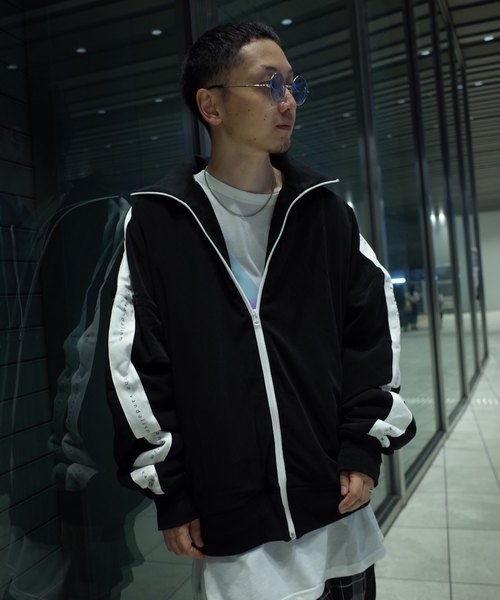 AFYF(エーエフワイエフ)の「【ビッグシルエット】AFYF 2018 POLY OVERSIZE TRACK JKT(その他アウター・メンズ・ホワイト/ブラック・FREE)」の11枚目の写真