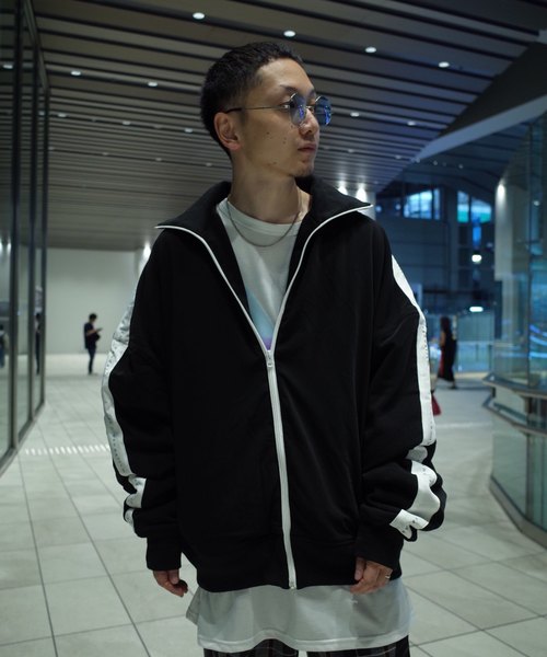 AFYF(エーエフワイエフ)の「【ビッグシルエット】AFYF 2018 POLY OVERSIZE TRACK JKT(その他アウター・メンズ・ホワイト/ブラック・FREE)」の12枚目の写真