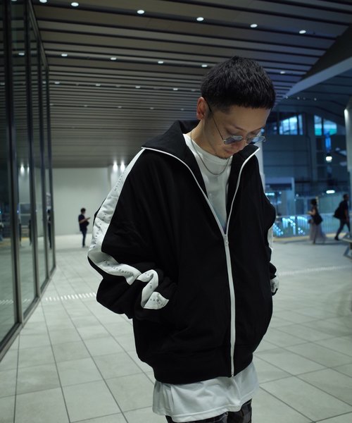 AFYF(エーエフワイエフ)の「【ビッグシルエット】AFYF 2018 POLY OVERSIZE TRACK JKT(その他アウター・メンズ・ホワイト/ブラック・FREE)」の13枚目の写真