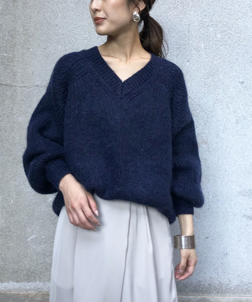 &g'aime(アンジェム)の「【&g'aime】ベビーモヘアチュニックニット(ニット/セーター・レディース・ホワイト/グレー/モカ/ネイビー・FREE)」の13枚目の写真
