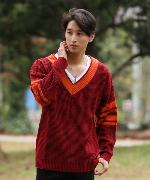 TopIsm（トップイズム）の「ビッグシルエットチルデンニットセーター Vネック（ニット/セーター・メンズ・ブラック/レッド/ブラック系その他・M/L/LL）」の3枚目の写真