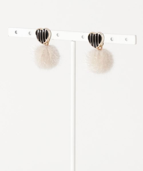 tone(トーン)の「【Uloue】2way♪可愛いカボションのピアス(ピアス(両耳用)・レディース・ホワイト/ブラック系その他/ブルー系その他/ブラック/グレー/ネイビー/その他/ホワイト系その他2/ホワイト系その他3/ブラック系その他3/グレー系その他・FREE)」の6枚目の写真