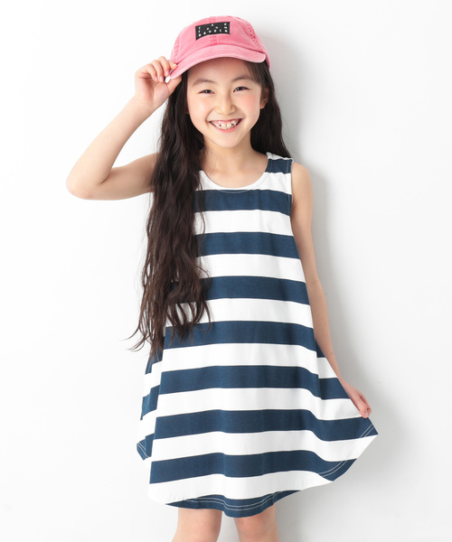 devirock（デビロック）の「ボーダーフレアタンクワンピース（ワンピース・キッズ・グレー系その他/キャメル/ネイビー/スモークピンク/レッド系その他/ラベンダー・160cm/140cm/100cm/130cm/110cm/150cm/120cm）」の3枚目の写真