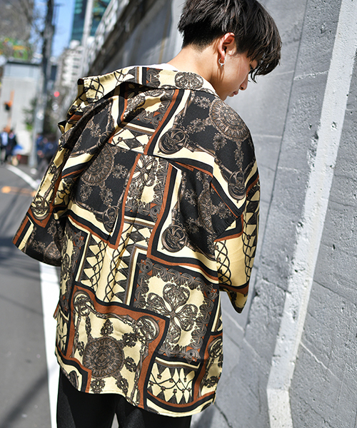 kutir（クティール）の「【ウルトラルーズシルエット】バンダナ柄シャツ（シャツ/ブラウス・メンズ・ホワイト系その他/ブラック系その他/ベージュ系その他・M/L）」の18枚目の写真