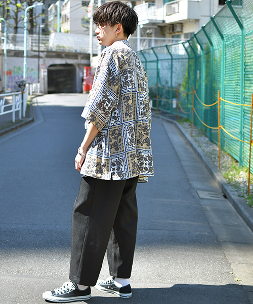 kutir（クティール）の「【ウルトラルーズシルエット】バンダナ柄シャツ（シャツ/ブラウス・メンズ・ホワイト系その他/ブラック系その他/ベージュ系その他・M/L）」の22枚目の写真