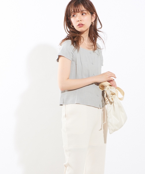 natural couture(ナチュラルクチュール)の「フロント釦ギャザー袖ブラウス(シャツ/ブラウス・レディース・ミント/キャメル/ストライプ/ライトベージュ・FREE)」の9枚目の写真