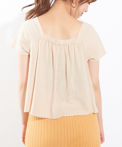 natural couture(ナチュラルクチュール)の「フロント釦ギャザー袖ブラウス(シャツ/ブラウス・レディース・ミント/キャメル/ストライプ/ライトベージュ・FREE)」の16枚目の写真