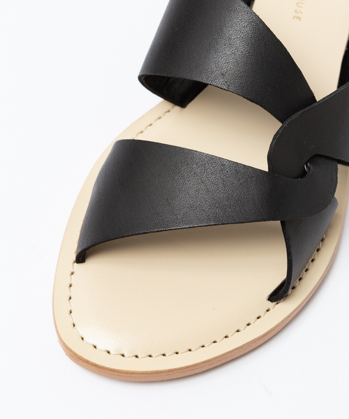 PICHE ABAHOUSE(ピシェ アバハウス)の「アシンメトリークロスサンダル(サンダル・レディース・ブラック/イエロー/その他/シャンパン・S/M/L)」の12枚目の写真