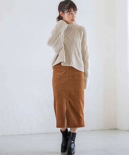 GeeRA(ジーラ)の「コーデュロイポケット付タイトスカート(スカート・レディース・オフホワイト/キャメル・MEDIUM/LARGE/X-LARGE)」の6枚目の写真