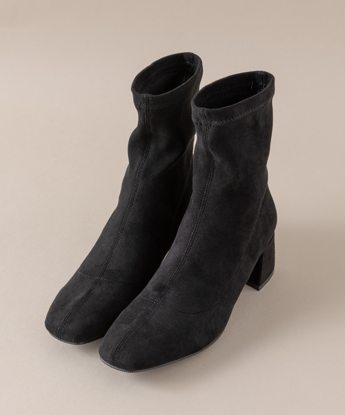 Aunt Marie's（アントマリーズ）の「AUNT MARIE’S フェイクスエードショートブーツ（ブーツ・レディース・ブラック・MEDIUM/LARGE）」の9枚目の写真