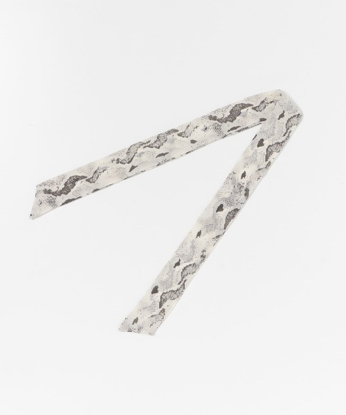 SMELLY（スメリー）の「プリントロングスカーフ∴（バンダナ/スカーフ・レディース・ブラック/ベージュ/ネイビー/グレー/ピンク/アイボリー/ライトブラウン・-）」の19枚目の写真