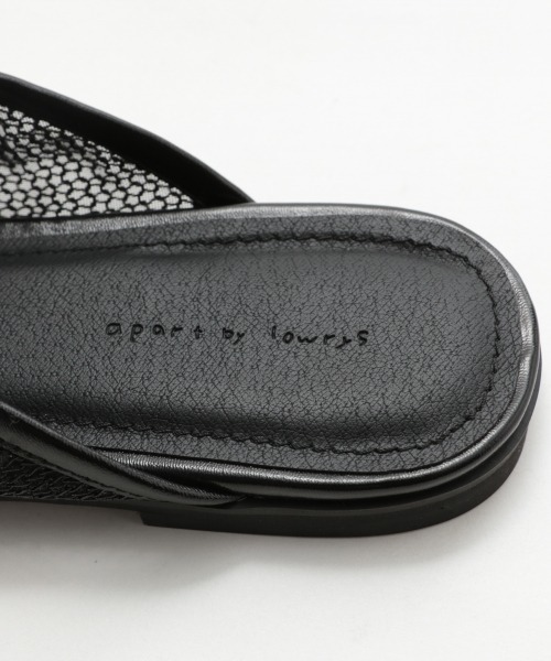 A part by（アパートバイ）の「メッシュミュール 914744（サンダル・レディース・ブラック/ゴールド・MEDIUM/LARGE）」の10枚目の写真