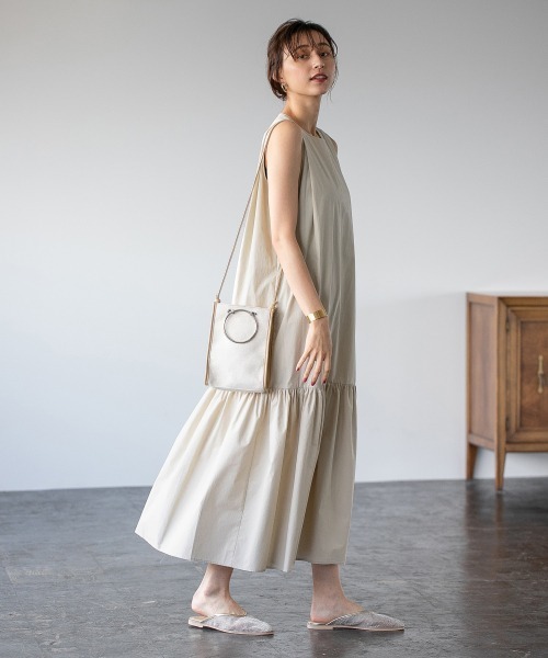 A part by（アパートバイ）の「メッシュミュール 914744（サンダル・レディース・ブラック/ゴールド・MEDIUM/LARGE）」の4枚目の写真