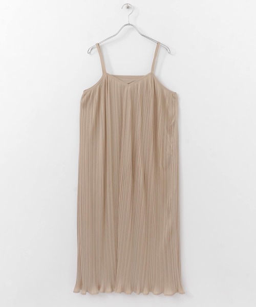 URBAN RESEARCH DOORS（アーバンリサーチドアーズ）の「プリーツキャミワンピース（ワンピース・レディース・ブラック/ベージュ・ONE）」の4枚目の写真