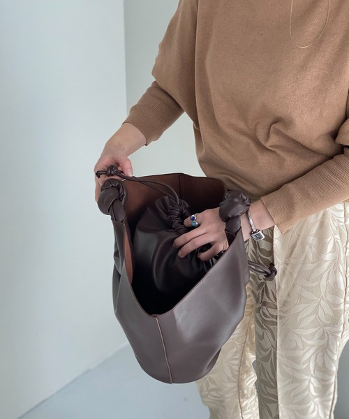 chuclla(チュクラ)の「【chuclla】Knot design set bag cha196(トートバッグ・レディース・ブラック/ブラウン・FREE)」の11枚目の写真