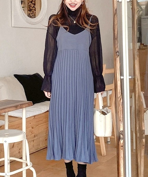 Amulet(アミュレット)の「キャミソールワンピ―ス(ワンピース・レディース・ブルー/ブラック/ブラウン・M/L/XL)」の5枚目の写真
