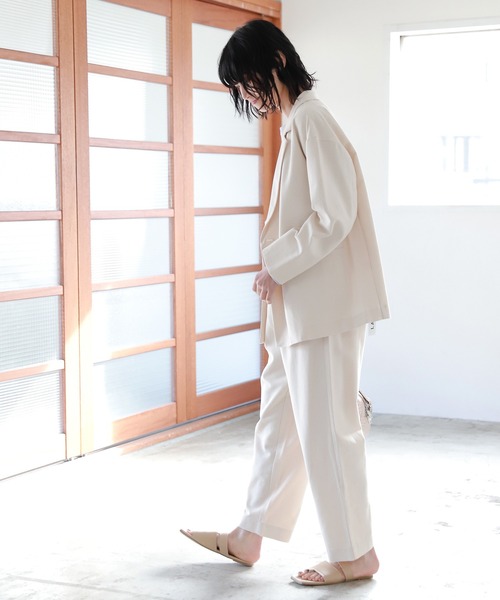 LAKOLE（ラコレ）の「サマーツイードペーパーバッグパンツ / 933517（その他パンツ・レディース・オフホワイト/ネイビー/キャメル・SMALL/MEDIUM）」の4枚目の写真