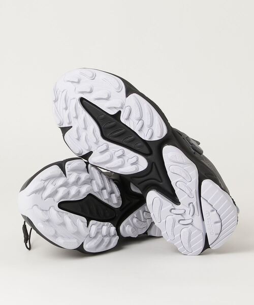 adidas（アディダス）の「オズウィーゴ フリップシールド [OZWEEGO Flipshield] アディダスオリジナルス（スニーカー・メンズ・ダークグレー・29.0cm/23.5cm/24.0cm/28.5cm/25.0cm/23.0cm/22.5cm/27.0cm/26.0cm/27.5cm/24.5cm/28.0cm/25.5cm/26.5cm）」の7枚目の写真