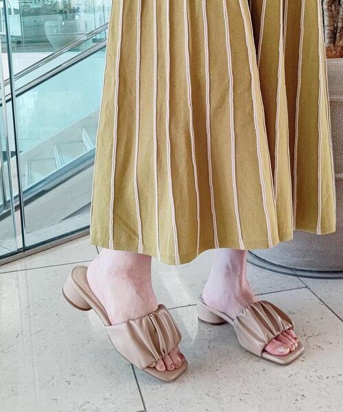 grove（グローブ）の「◆【WEB限定カラーあり】ふんわりギャザーミュール40（サンダル・レディース・ブラック/サックスブルー/アイボリー/イエロー系その他/ライトベージュ/ブラウン系8/グリーン系5/パープル系1・35/45/25）」の15枚目の写真