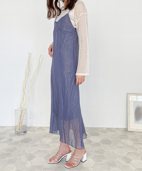 EPIMI E'PIMMY（エピミエピミー）の「箔プリントキャミワンピ（ワンピース・レディース・ブルー/アイボリー/シルバーグレー/モカ/ピンクベージュ・MEDIUM）」の10枚目の写真