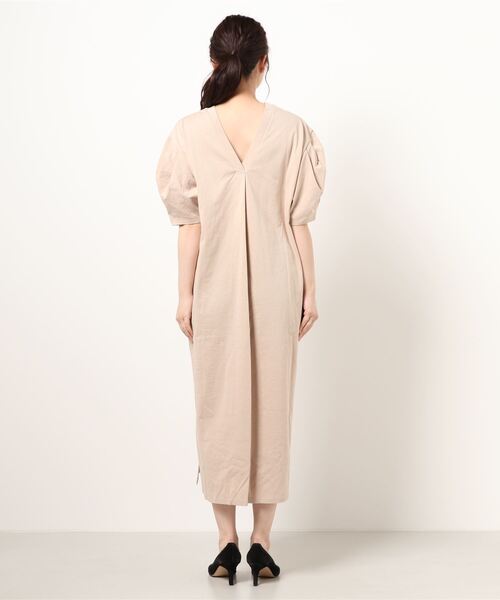 CASA FLINE（カーサフライン）の「タック袖カットソーロングドレス（ワンピース・レディース・ベージュ/パープル/ネイビー/チャコール/ホワイト・FREE）」の16枚目の写真