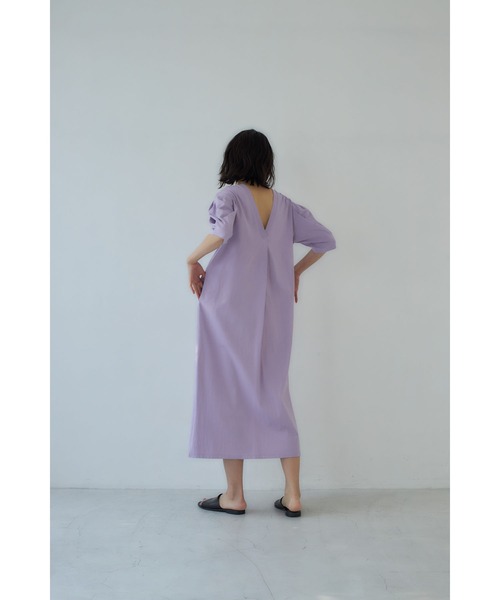 CASA FLINE（カーサフライン）の「タック袖カットソーロングドレス（ワンピース・レディース・ベージュ/パープル/ネイビー/チャコール/ホワイト・FREE）」の7枚目の写真