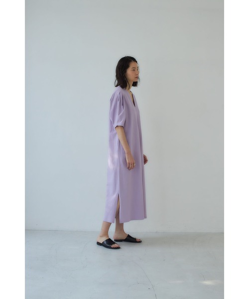 CASA FLINE（カーサフライン）の「タック袖カットソーロングドレス（ワンピース・レディース・ベージュ/パープル/ネイビー/チャコール/ホワイト・FREE）」の12枚目の写真
