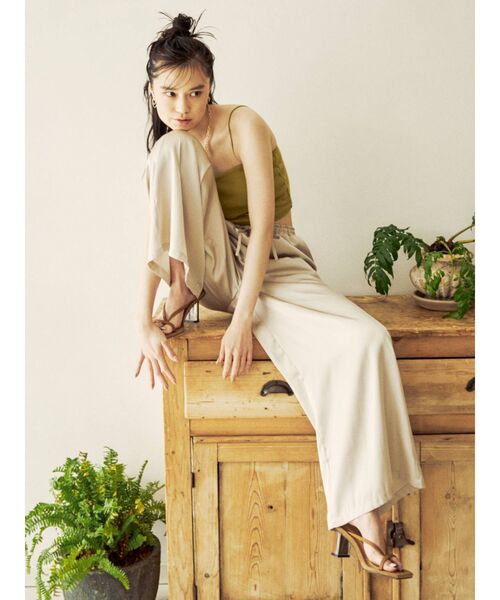 EVRIS（エヴリス）の「トングクリアヒールサンダル（サンダル・レディース・ブラック/ブラウン/イエロー・LARGE/SMALL/MEDIUM）」の7枚目の写真