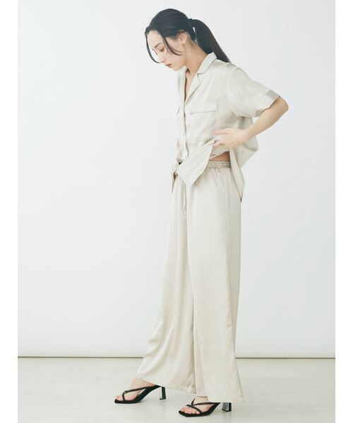 EVRIS（エヴリス）の「トングクリアヒールサンダル（サンダル・レディース・ブラック/ブラウン/イエロー・LARGE/SMALL/MEDIUM）」の16枚目の写真