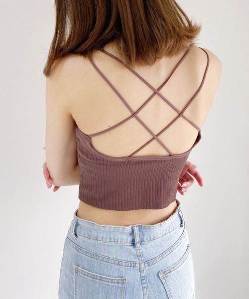 CLEA（クレア）の「カップ付きバッククロスブラトップ（キャミソール・レディース・ホワイト/ブラック/ブラウン/チャコールグレー・FREE）」の16枚目の写真