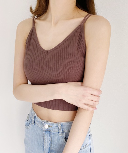 CLEA（クレア）の「カップ付きバッククロスブラトップ（キャミソール・レディース・ホワイト/ブラック/ブラウン/チャコールグレー・FREE）」の22枚目の写真