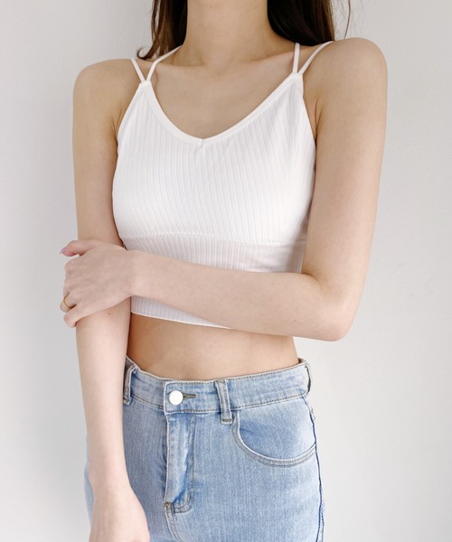 CLEA（クレア）の「カップ付きバッククロスブラトップ（キャミソール・レディース・ホワイト/ブラック/ブラウン/チャコールグレー・FREE）」の11枚目の写真
