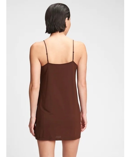 GAP(ギャップ)の「モダール トゥルースリープ エッセンシャル スリップワンピース(インナーウェア/肌着・レディース・ベージュ/ホワイト/ブラウン/ブラック・S/XXS/L/XS/M)」の7枚目の写真