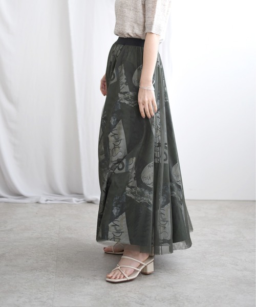 Juenu（ジュエーヌ）の「プリント×チュールSK（スカート・レディース・ブラック/ネイビー/カーキ・M）」の4枚目の写真