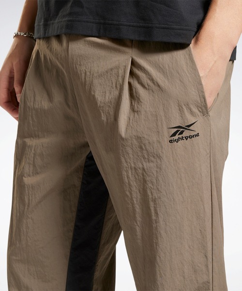 Reebok(リーボック)の「eightyone ウーブン パンツ / Woven Pants(その他パンツ・メンズ・ブラック/ライトブラウン・XX-LARGE/SMALL/X-LARGE/XXX-LARGE/LARGE/MEDIUM)」の5枚目の写真