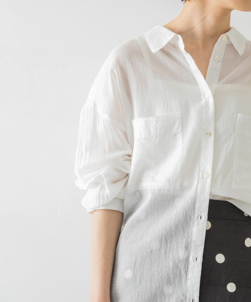 URBAN RESEARCH（アーバンリサーチ）の「コットンボイルオーバーシャツ（シャツ/ブラウス・レディース・オフホワイト/マスタード/チャコールグレー・FREE）」の5枚目の写真