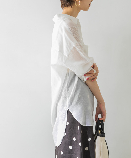 URBAN RESEARCH（アーバンリサーチ）の「コットンボイルオーバーシャツ（シャツ/ブラウス・レディース・オフホワイト/マスタード/チャコールグレー・FREE）」の6枚目の写真