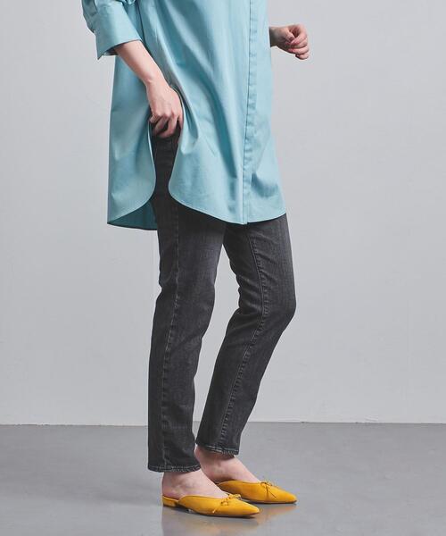 UNITED ARROWS（ユナイテッドアローズ）の「UWCC DENIM スリムパンツ†（デニムパンツ・レディース・ブラック/コバルトブルー・40/38/36）」の17枚目の写真