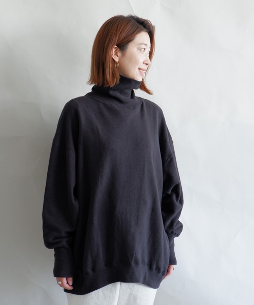 MANASTASH（マナスタッシュ）の「MANASTASH/マナスタッシュ　W's SWEAT BULKY NECK　ウィメンズ　スウェット　バルキーネック　タートルネック（スウェット・レディース・ナチュラル/ブラック/マルチ/テラコッタ・MEDIUM）」の2枚目の写真