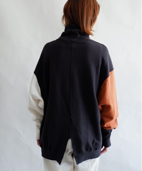 MANASTASH（マナスタッシュ）の「MANASTASH/マナスタッシュ　W's SWEAT BULKY NECK　ウィメンズ　スウェット　バルキーネック　タートルネック（スウェット・レディース・ナチュラル/ブラック/マルチ/テラコッタ・MEDIUM）」の14枚目の写真