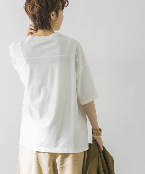 URBAN RESEARCH（アーバンリサーチ）の「USAコットンTシャツ（Tシャツ/カットソー・レディース・オフホワイト/イエロー/オレンジ/ミント・FREE）」の2枚目の写真