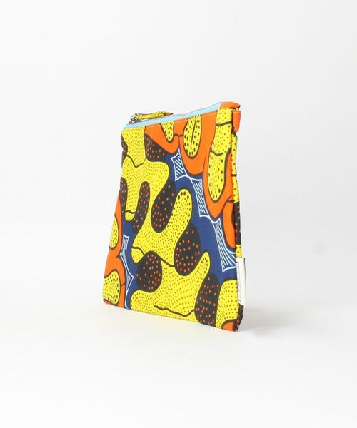 THE STATION STORE（ザ ステーション ストア）の「＜RICHE＞AFRICAN プリント ポーチ（ポーチ・レディース・ライトグレー/イエロー/ターコイズブルー・FREE）」の4枚目の写真