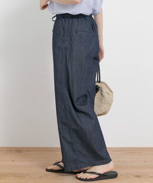 URBAN RESEARCH Sonny Label（アーバンリサーチサニーレーベル）の「イージーデニムワイドパンツ（デニムパンツ・レディース・インディゴブルー/ライトインディゴブルー・38/36）」の5枚目の写真
