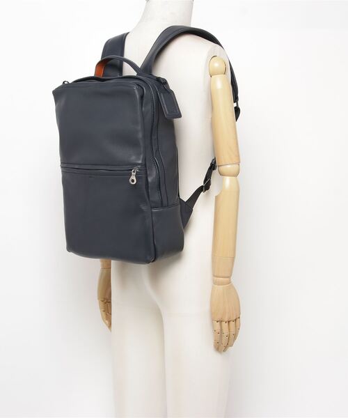 SOLATINA ソラチナ　撥水加工レザースクエアリュック　Lサイズ